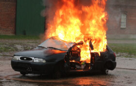 voiture brûlée